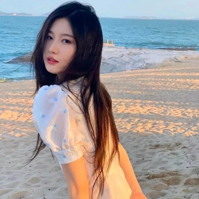 比基尼怪女